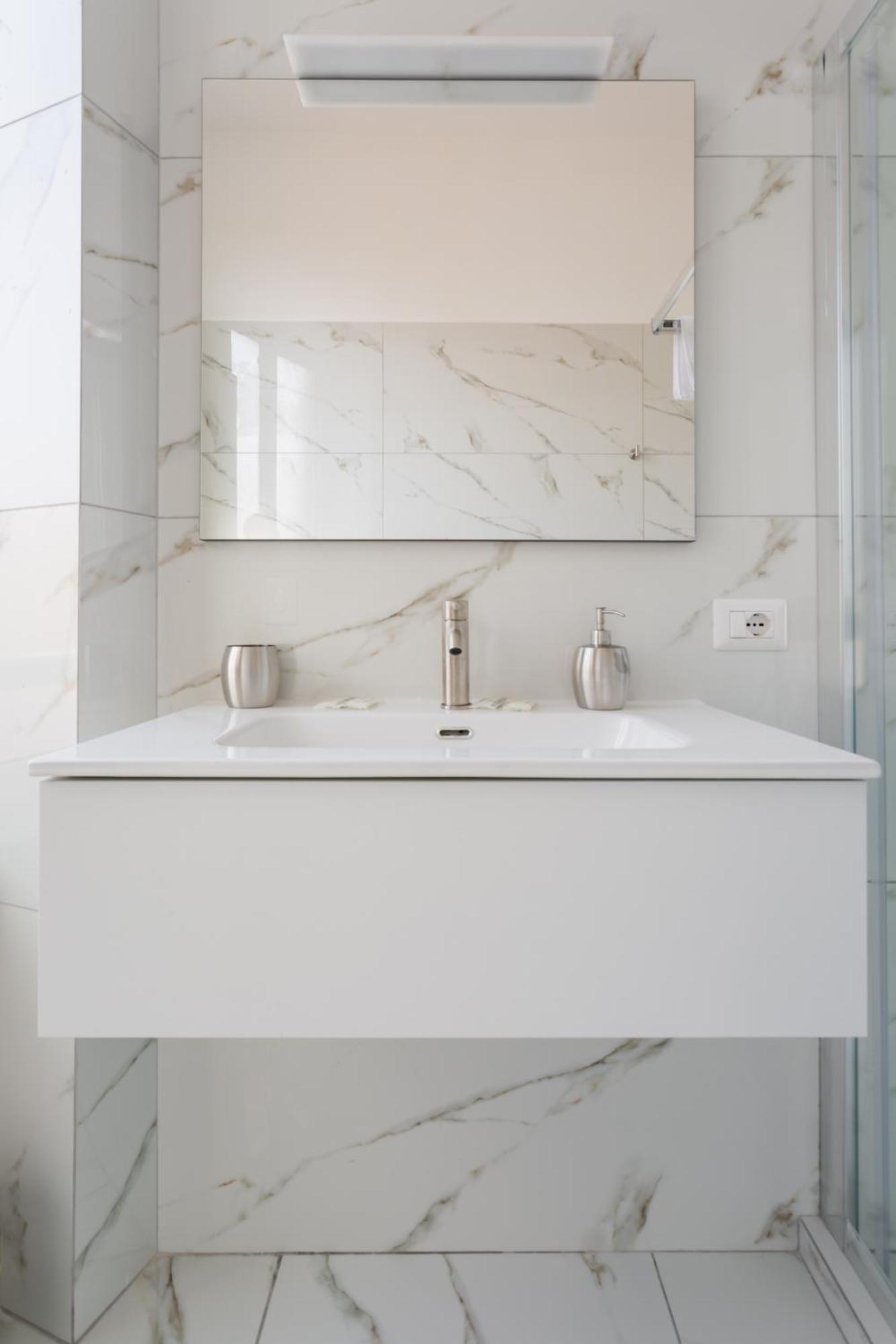 Golden Suites By Dimorra Napoli Esterno foto