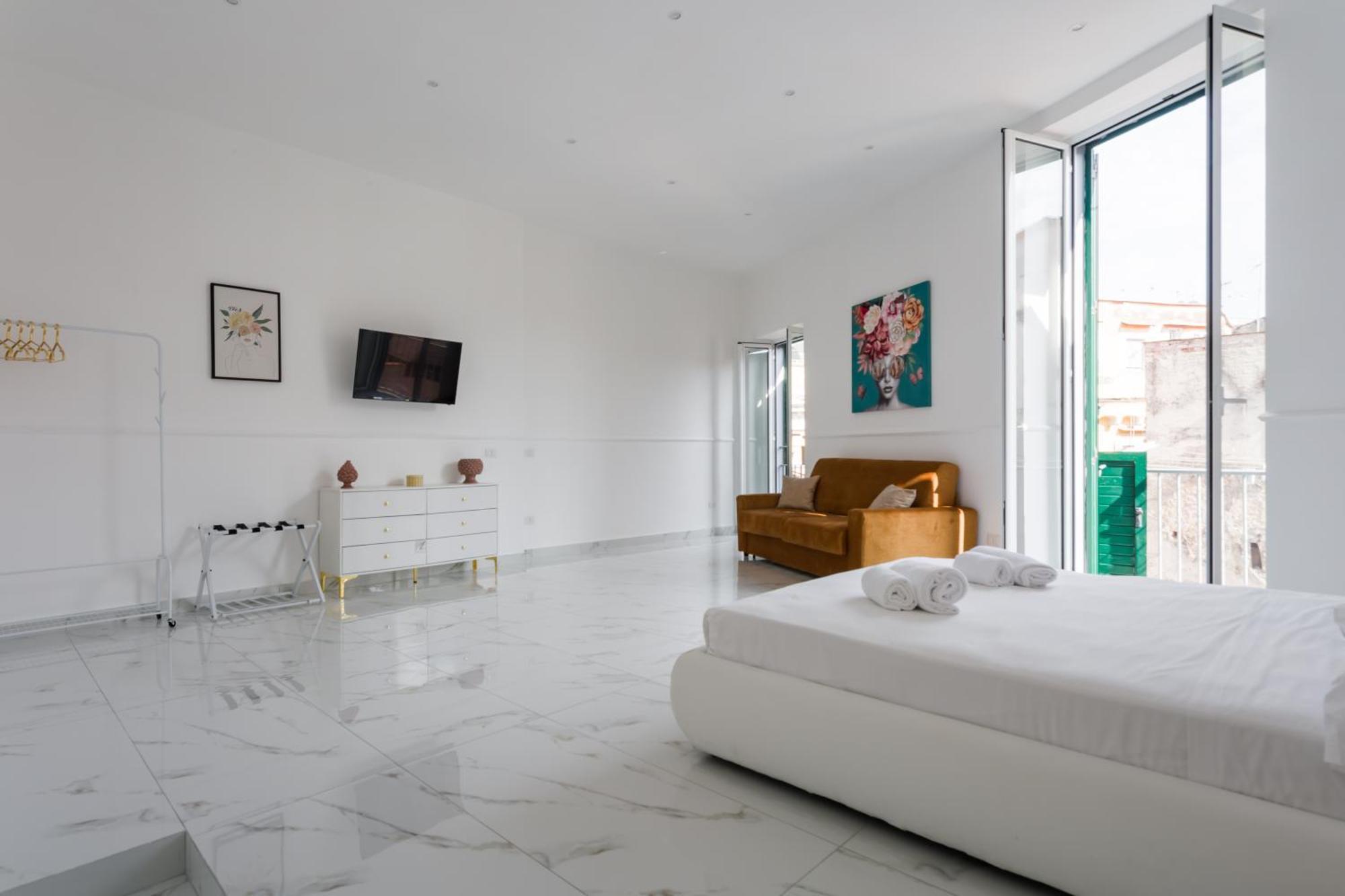 Golden Suites By Dimorra Napoli Esterno foto