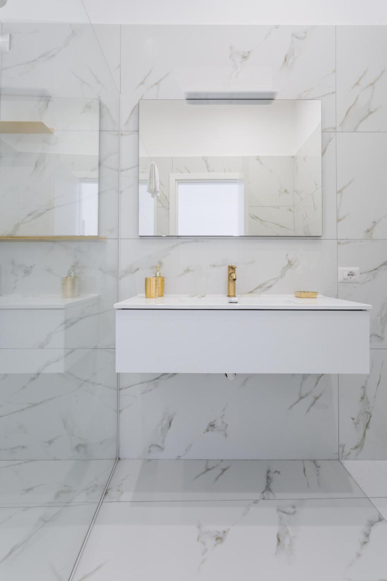 Golden Suites By Dimorra Napoli Esterno foto
